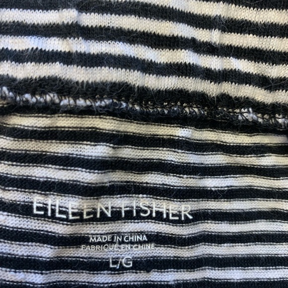 Eileen Fisher 100% Linen skirt size large. Worn a handful of times. Unique! - Picture 4 of 5